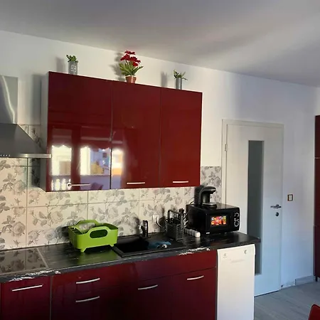 Near In Malinska - 51542 Apartman *